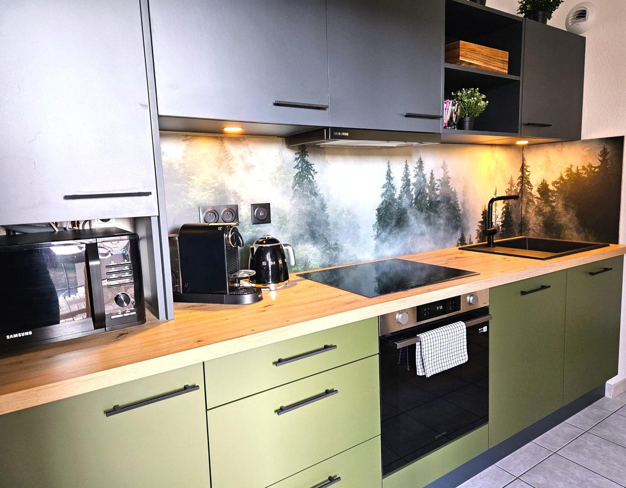 Appartement Forestier - T2 Cosy Avec Terrasse & Parking Privatif -centre