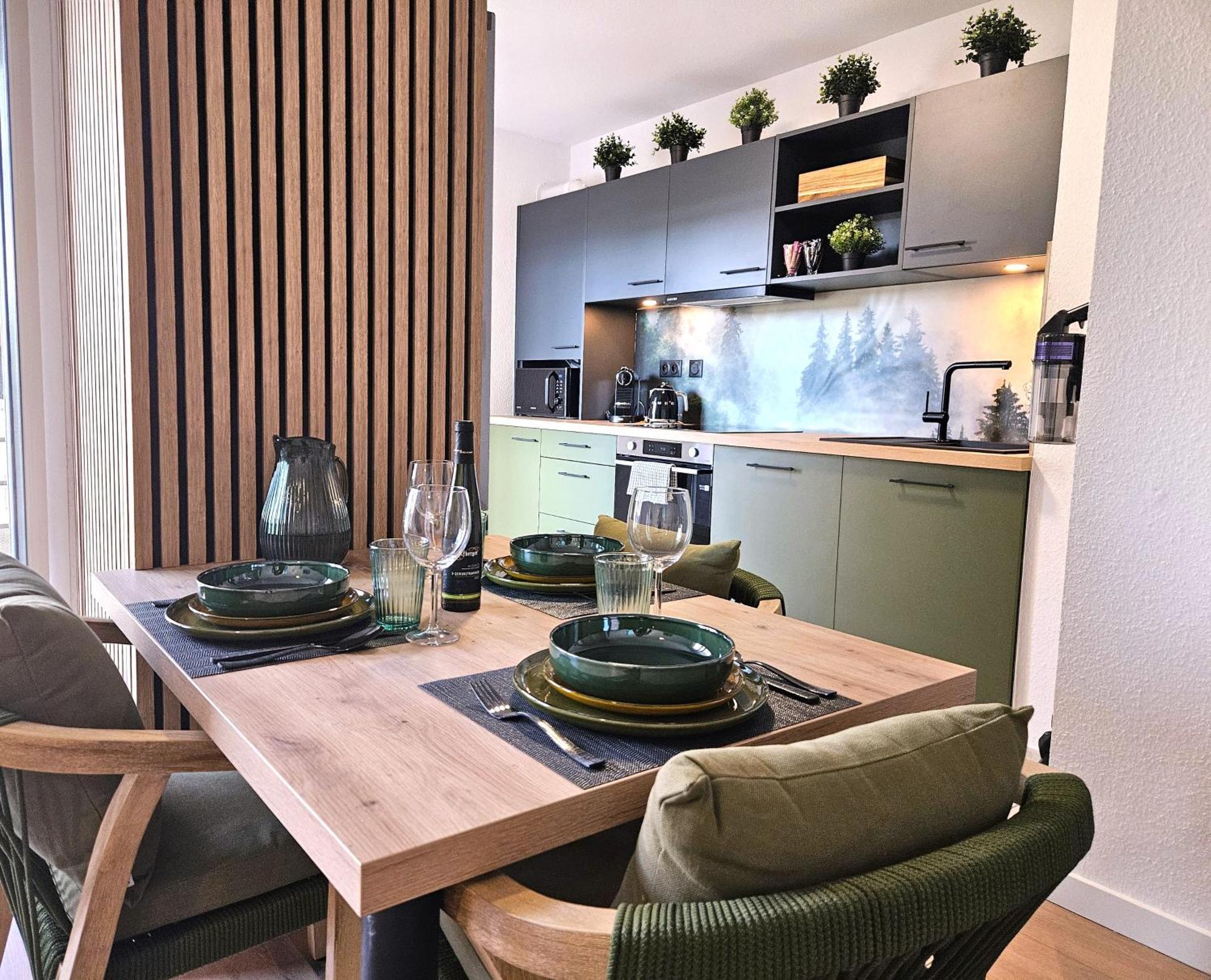 Forestier - T2 Cosy Avec Terrasse & Parking Privatif -centre Colmar